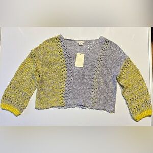 Luv Lane Women's Knitted Sweater Xsmal Yellow Gray Long Cropped Sleeve Pullover